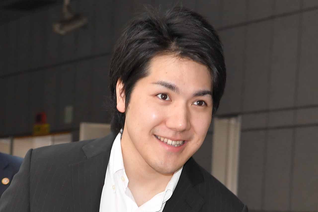 秋篠宮さまと宮内庁長官から借金問題に対する対応を求められるも今のところ動きはない小室圭さん