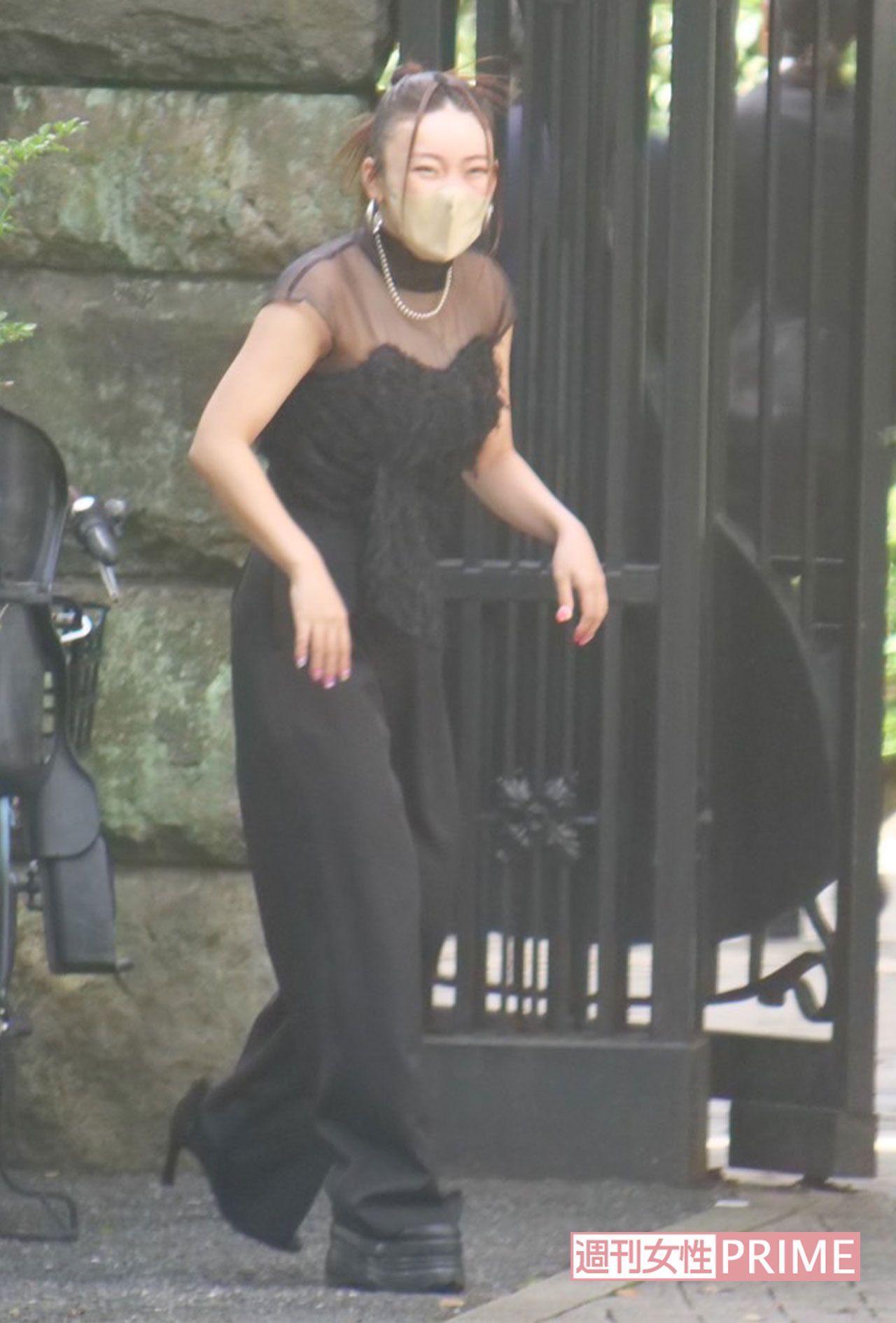 朝日奈央の結婚式に駆けつけたフワちゃん