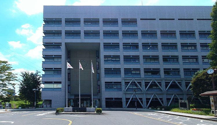 埼玉県三郷市役所