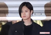 JUMP岡本圭人、上智大2留退学で関東近郊のキャバクラ店にて「ヤケ酒」