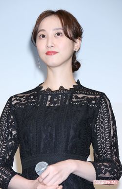 松井玲奈　撮影／本誌写真班