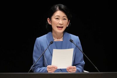 紀子さま「秋篠宮さまに100万円」“金銭トラブル”報道に苦慮、SNS活用で対策も「信頼を損ねる」「イメージ…