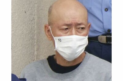 「Tシャツ30枚一気干し」「玄関前には大量の傘」横浜　“バット振り回し”撲殺男・服部繁雄容疑者（64）の…