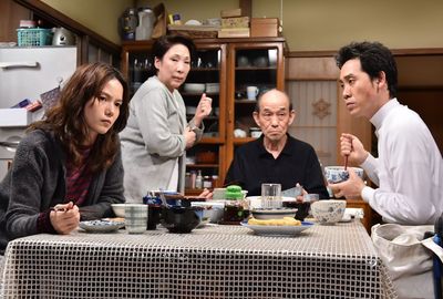 大泉洋は大工修業、宮崎あおいは大型免許取得！ 初共演ドラマに込める2人の「本気」