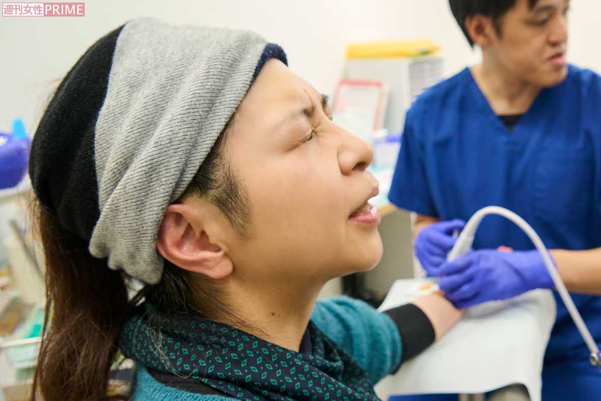 奥野祐次先生「合計4か所いきますよー」柏屋コッコさん「おお〜〜アツアツ〜〜ビリビリ〜〜」