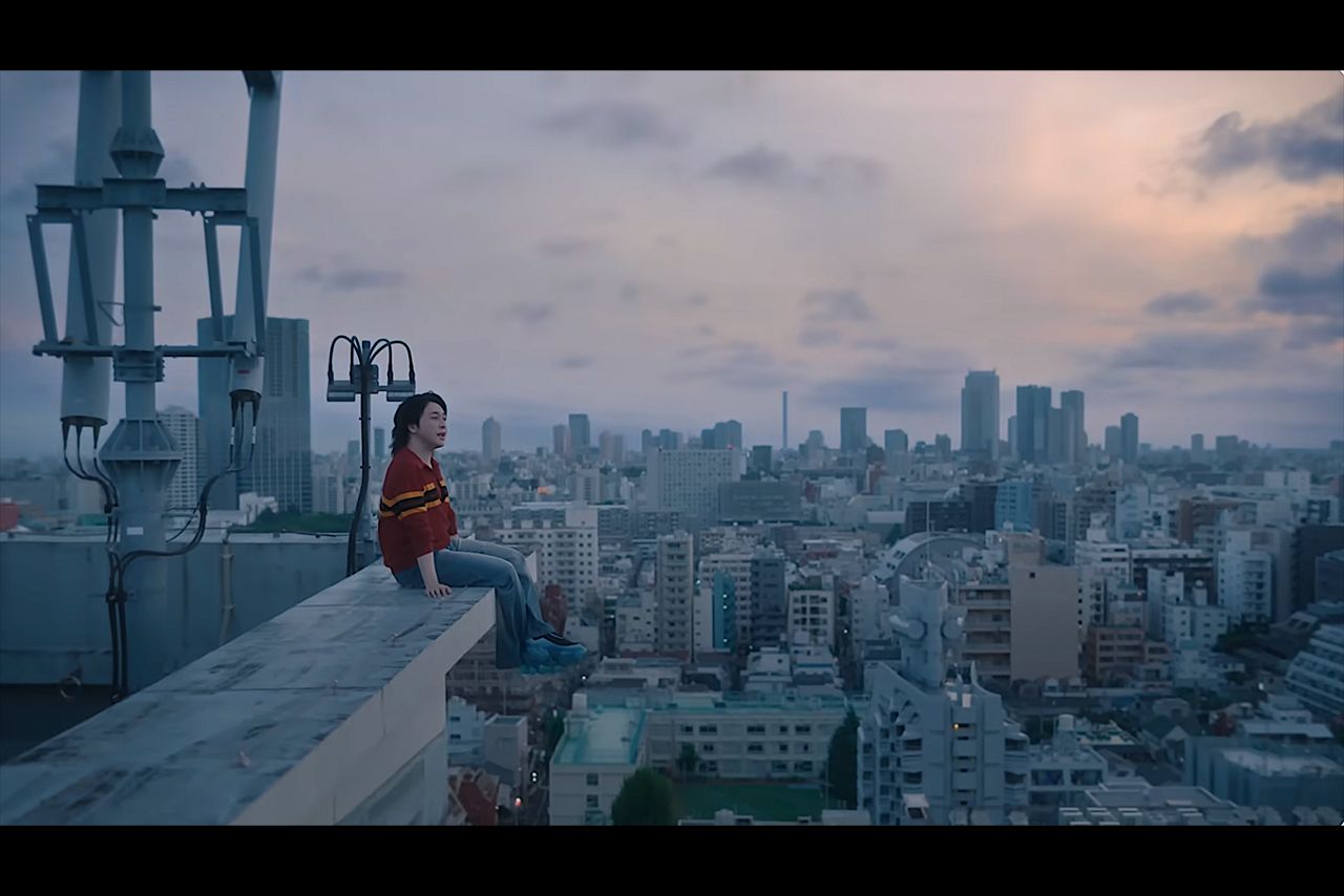 Mrs.GREENAPPLEの「BrandNew」（公式YouTubeより）MVは映画『スパイダーマン：ブランド・ニュー・デイ』の世界観を表現したものに（公式YouTubeより）