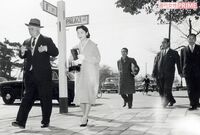 美智子さま “お妃教育”から約60年、詠まれた「和歌集」がドイツで出版される