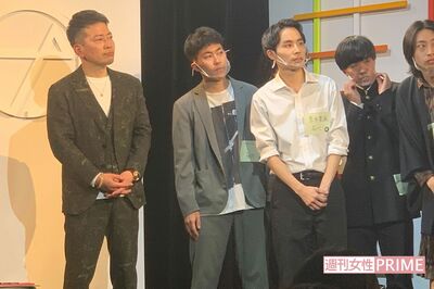 『宮迫と小沢がネタを見る会』嫌がりながらも宮迫博之の隣に並んだ息子の陸。「若い頃の宮迫さんにそっくり！」とスピードワゴン小沢一敬も驚く