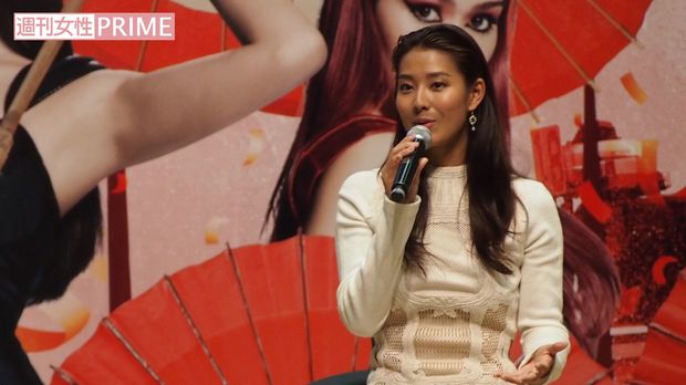 '15年8月30日に蒲郡で行われた、ボートレースのトークショーに参加したすみれ