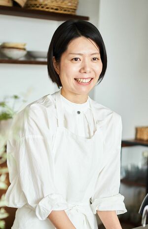 榎本美沙さん●料理家・発酵マイスター。発酵食品、旬の野菜を使ったレシピが得意。著書に『からだが整う“ひと晩発酵みそ”』など。YouTubeチャンネル『榎本美沙の季節料理』も人気。instagram:@misa_enomoto