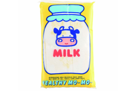 ミニポケットティッシュヘルシーモーモー（C）2023San-XCo.,Ltd.AllRightsReserved.'83年誕生。コンセプトは“健康度100％！元気いっぱいギャルへのミルクメッセージ”。「『リラックマ』『すみっコぐらし』などのサンエックスさんによる初期のヒット作です」