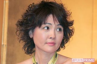 春風亭小朝を「金髪豚野郎」と言った離婚会見（'07年）