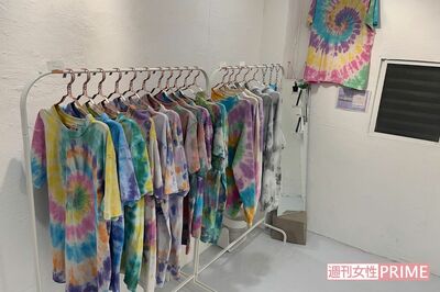 アート以前より取り組んでいたタイダイ染めTシャツ