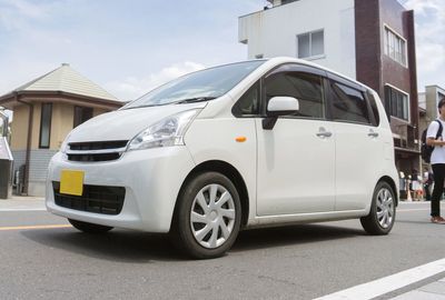 千昌夫の同棲報道、むしろ軽自動車に乗ってデートしていることの意外性