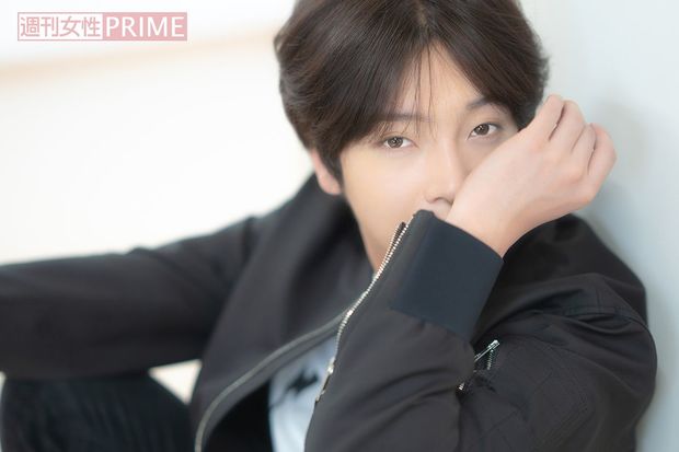 ユナク　撮影／佐藤靖彦