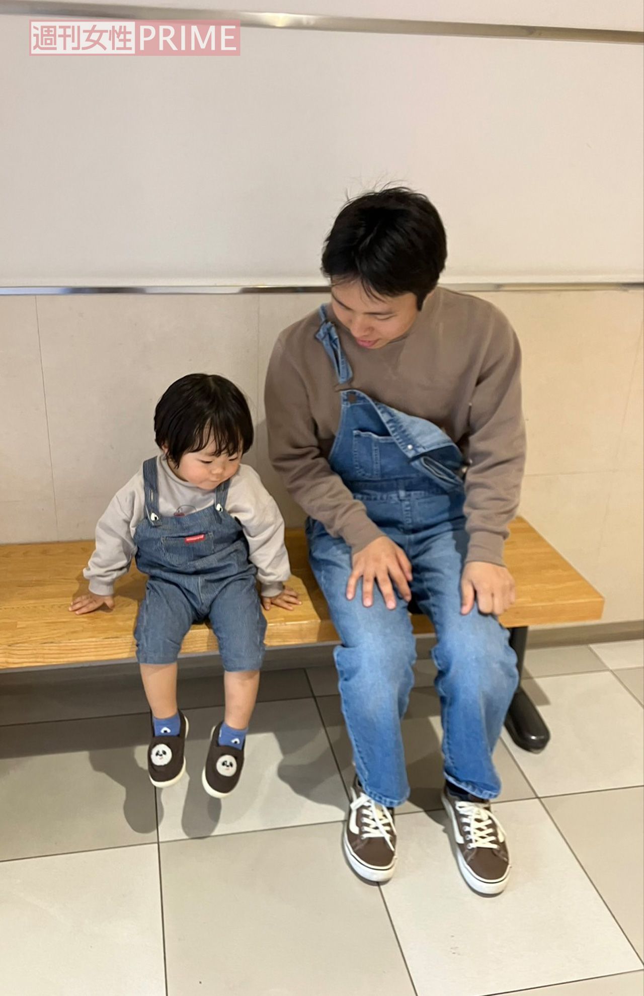 塚越湊斗くん（左）と寛人さん（遺族提供）