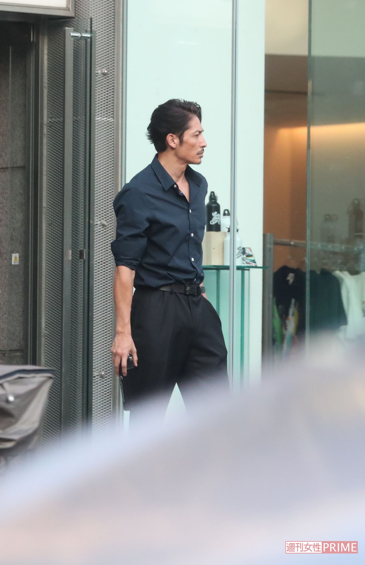 10月下旬、『極主夫道』の撮影現場に現れた玉木宏