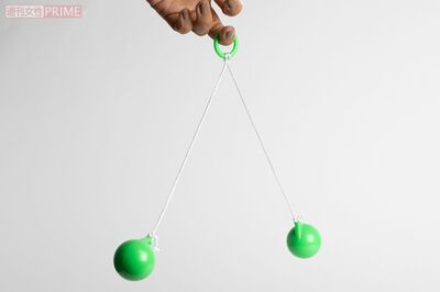 アメリカで流行した玩具として日本にやってきた「アメリカンクラッカー」