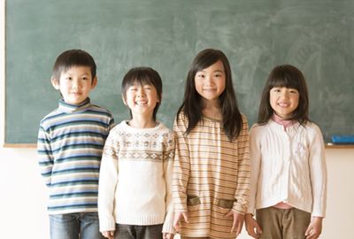 経済難の世帯はさらに追いやられる、疑問符が拭えない安倍政権の「子どもの貧困対策」