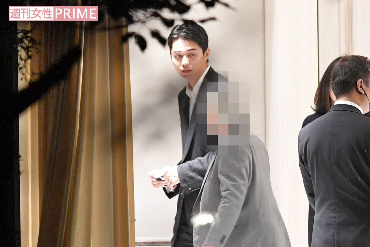 長身の東出は会場でもひときわ目立っていた