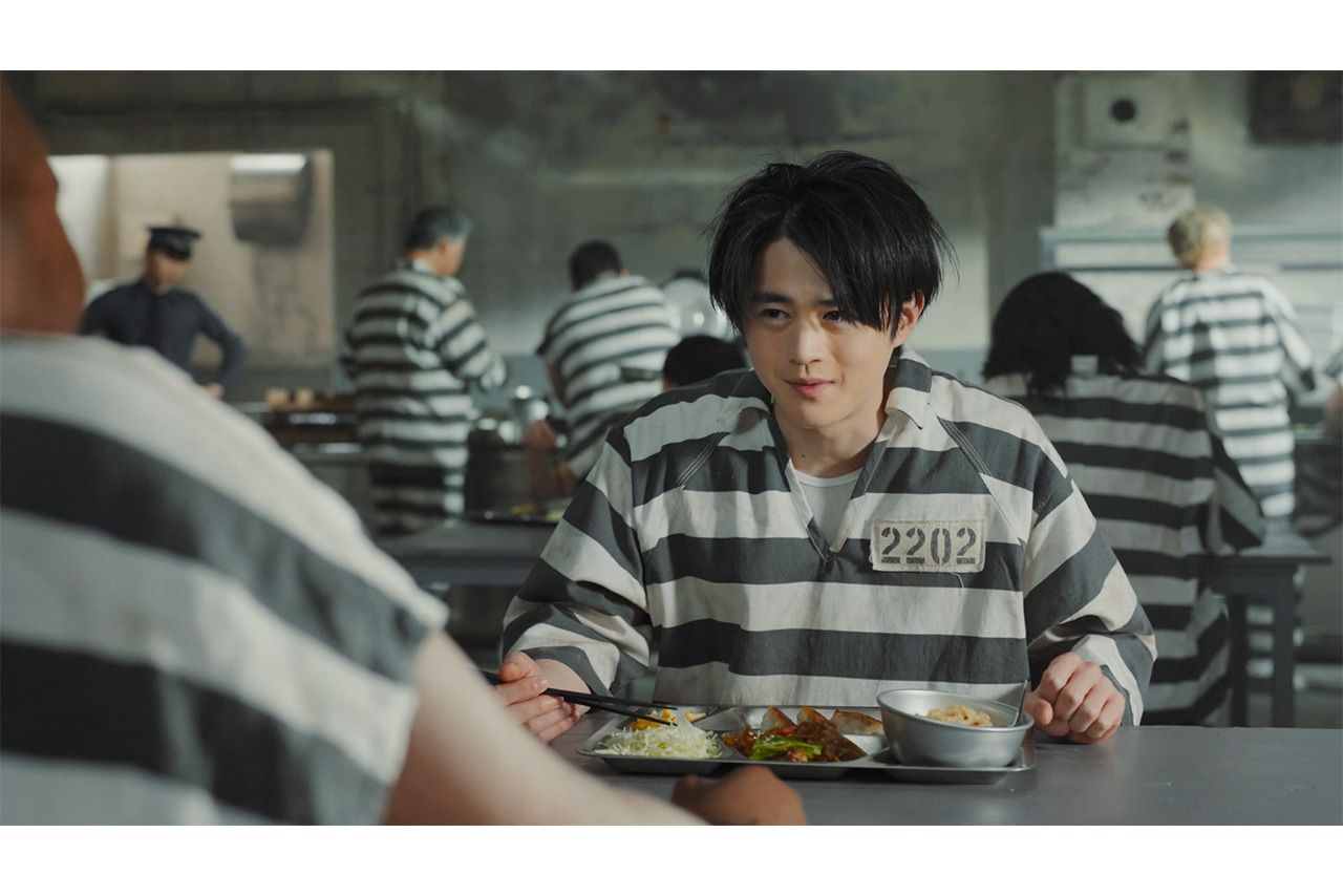 『ギルティ炭酸NOPE』CMに出演する鈴鹿央士（サントリー提供）