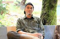 東出昌大、車内は獣の血が飛び散って…家賃ゼロ・電波ナシ・ガス水道ナシの“山男”生活を語る「ここでの生…