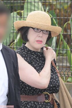 圭さんがアメリカ留学してからまったく姿を現さず、自宅にこもりきりな佳代さん
