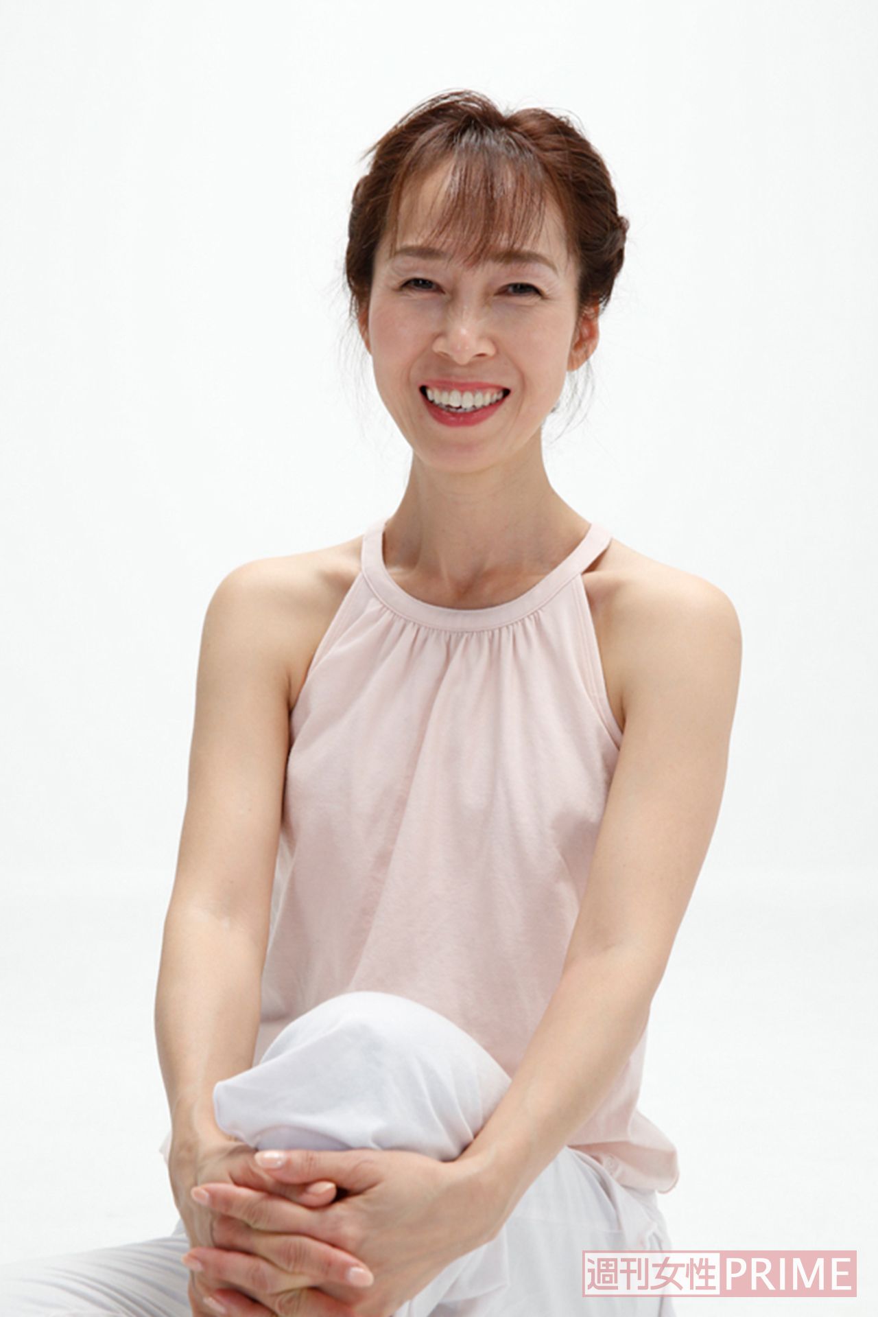 伊集院霞さん 自身のケガをきっかけに解剖学を学び、自律訓練法などを取り入れたオリジナルのストレッチ・エクササイズなど心と身体をつなげるメニューを開発・指導。著書に『メディカルエンジェルストレッチ』『本当に体が硬い人のためのヨガ』