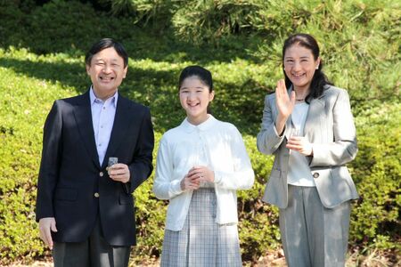 2012年　52歳　葉山御用邸でご静養中（撮影／JMPA）