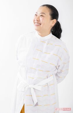 いとうあさこ　撮影／齋藤周造　衣装協力／POLS