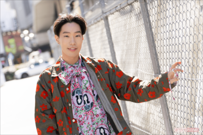 『おっさんずラブ』『ちはやふる』で存在感放った“クセメン”俳優・坂口涼太郎の運命を変えた出会いと信念…