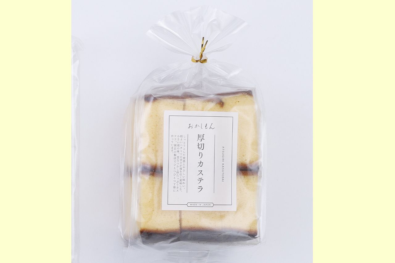 厚切りカステラ/486円（6切れ入り）
