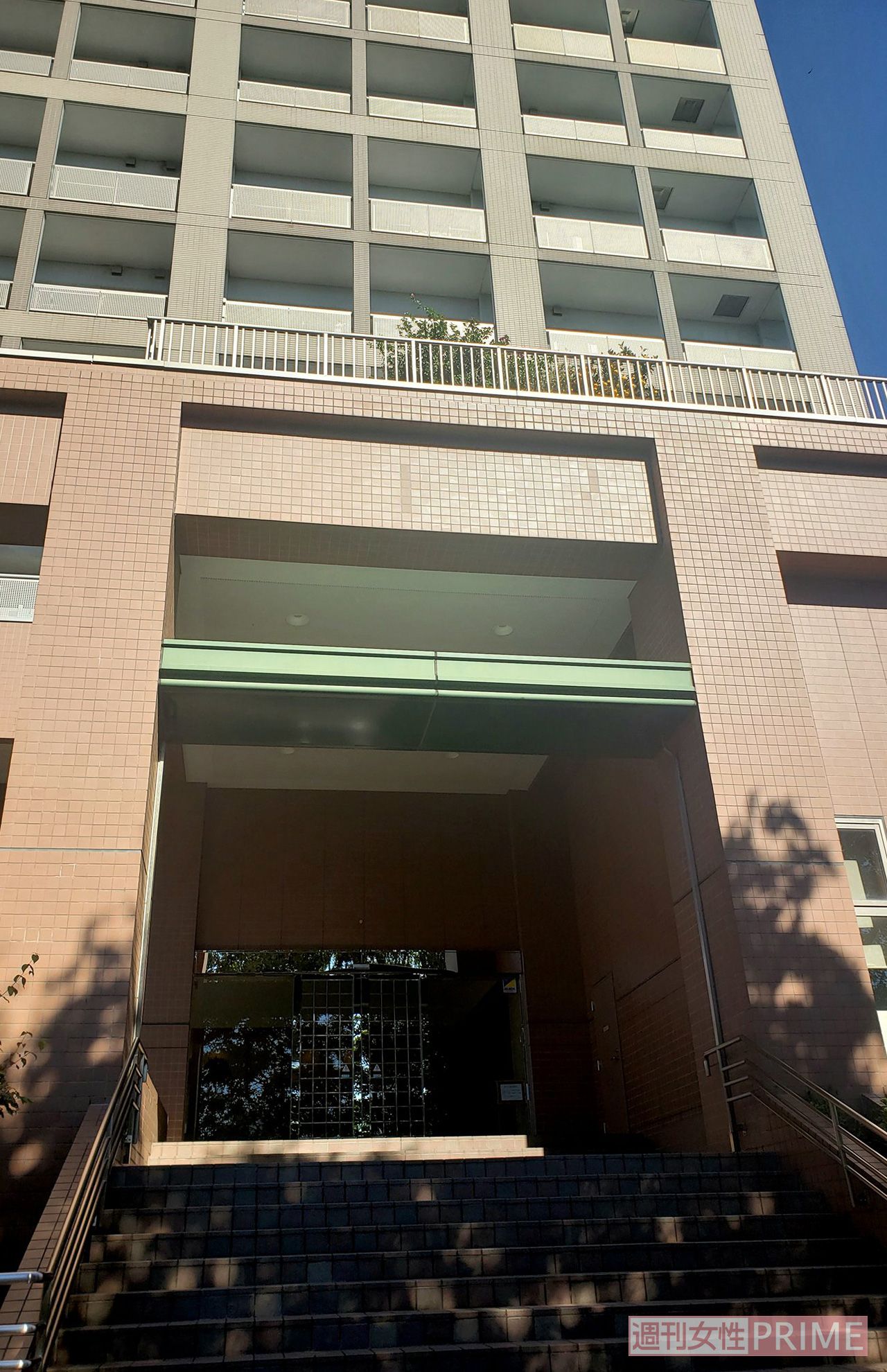 世田谷区マンション、『日本沈没』（TBS系）で松山ケンイチ演じる常盤紘一が住むマンションのほか、『彼女はキレイだった』（フジテレビ系・21年）、『アンナチュラル』（18年）、『帰ってきた家売るオンナ』（日本テレビ系・17年）ほか多数