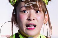 フワちゃん「話しかけないで」ファンへの“塩対応”に疑問「名前覚えたからな」弟の結婚式で一般人にブチギ…