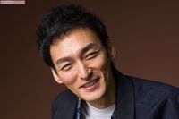 草なぎ剛、2020年は“会”の年に！ 主演舞台は「“私は誰、ここはどこ？”状態」