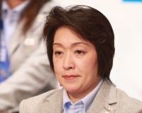 泥酔して無理チュー！『日本酒を愛する女性議員の会』副会長だった橋本聖子