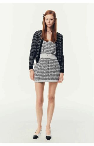 54万4500円と破格のカーディガン（シャネル公式ホームページより）