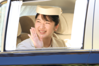 順風満帆に見える愛子さまの“ロマンス”事情、過去にあった慶應ボーイとの非恋物語「本気の気持ちを抱いて…