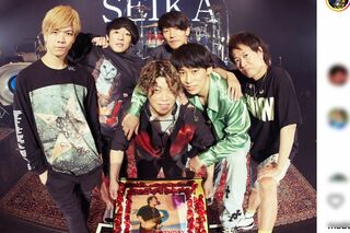 メンバーの仲の良さが伺えるUVERworld（TAKUYA∞公式インスタグラムより）