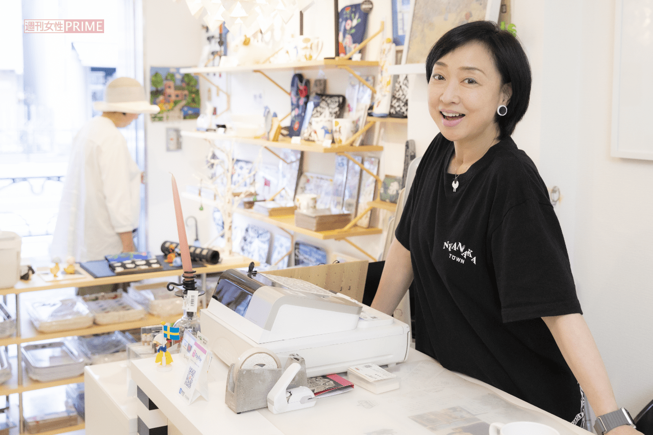 俳優・川上麻衣子（57）