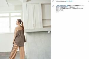 中山美穂さんのお別れ会で小泉今日子が弔辞の一方「来てないの？」親友