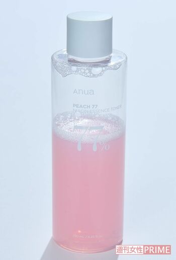 なすなかにし那須晃行の愛用品「Anua　桃77%ナイアシンエッセンストナー」（撮影／山田智絵）