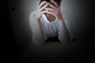 《婚活こじらせ男女の負のスパイラル》「初デートが新橋の居酒屋!?」「今日のパーティーは大ハズレ!」イラ…