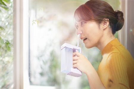 電動鼻用洗浄器ハナオート/日光精器6480円　※画像をクリックするとAmazonの商品ページにジャンプします。