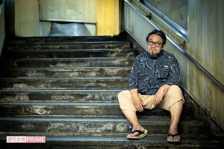 ホームレス生活を経て62歳で作家デビューした赤松利市さん（撮影／佐藤靖彦）