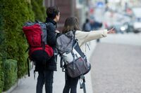 世界一周中のカップルYouTuberがバングラデシュで撮った一枚に「危険すぎる」と物議　現地を知るフォトグラ…