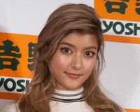 自撮り写真を脚長修正疑惑のローラ 高須院長「必要なし！」