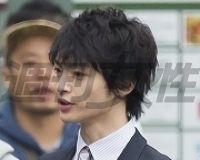 玉森裕太、初主演映画ロケで見せたイケメンすぎるスーツ姿