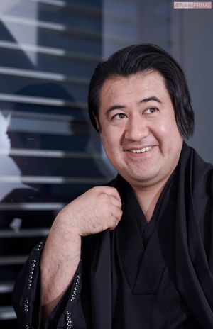 小手伸也　撮影／山田智絵