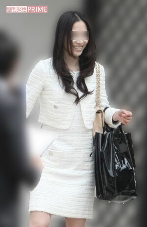 2011年4月、長男の私立小学校入学式に出席した加藤浩次の妻・Kさん